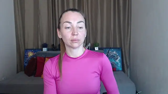 Snapshot of Kiss_julli88I chatting on March 2025 10:43:02 AM Kiss julli88I online show from March 2025 10:43:02 AM