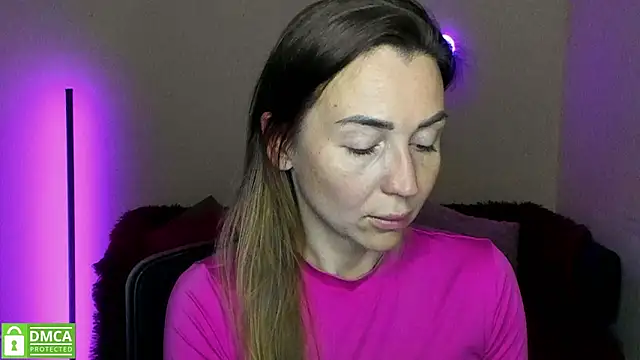 Snapshot of Kiss_julli88I chatting on March 2025 04:27:01 AM Kiss julli88I online show from March 2025 04:27:01 AM