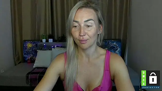 Snapshot of Kiss_julli88I chatting on September 2025 05:27:01 PM Kiss julli88I online show from September 2025 05:27:01 PM