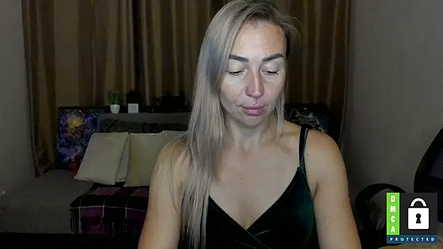 Snapshot of Kiss_julli88I chatting on September 2025 05:27:01 PM Kiss julli88I online show from September 2025 05:27:01 PM