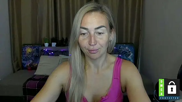 Snapshot of Kiss_julli88I chatting on September 2025 05:29:02 PM Kiss julli88I online show from September 2025 05:29:02 PM