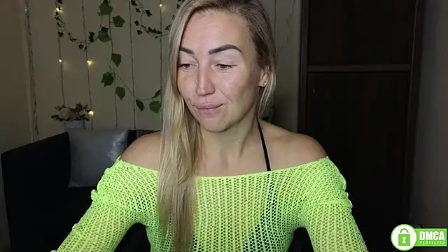 Snapshot of Kiss_julli88I chatting on October 2025 05:25:02 PM Kiss julli88I online show from October 2025 05:25:02 PM