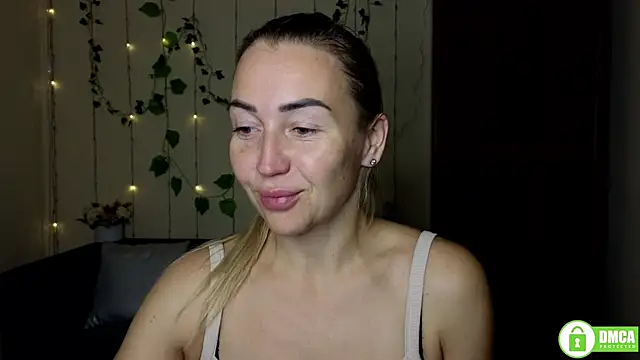 Snapshot of Kiss_julli88I chatting on October 2025 05:24:02 PM Kiss julli88I online show from October 2025 05:24:02 PM