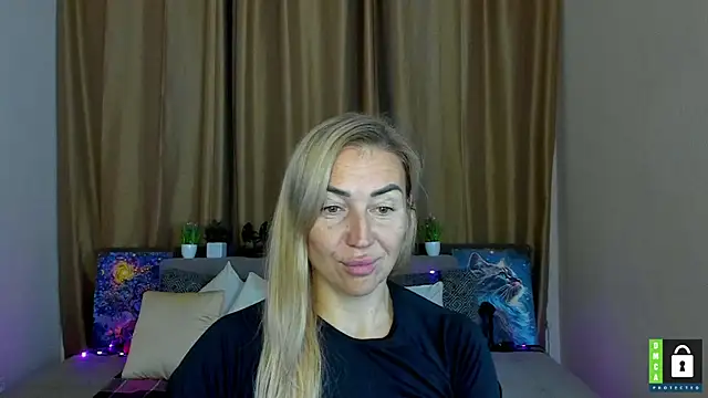 Snapshot of Kiss_julli88I chatting on October 2025 05:31:02 PM Kiss julli88I online show from October 2025 05:31:02 PM