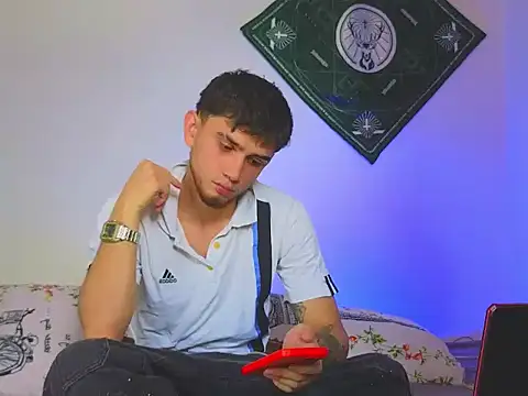 samevansx  online show from December 2025 06:36:02 PM