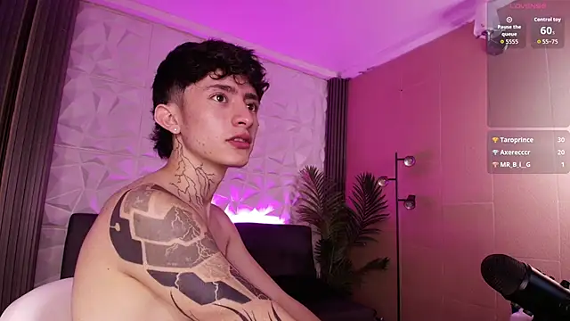 troy rouge online show from December 2025 07:53:02 PM