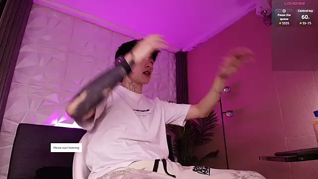 troy rouge online show from December 2025 06:59:01 PM