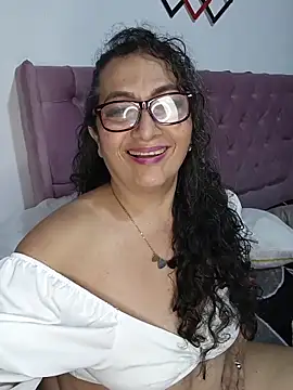 AlessandraLeroy online show from February 2026 02:27:01 AM