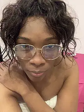 Nahomy gree online show from March 2025 01:37:02 AM