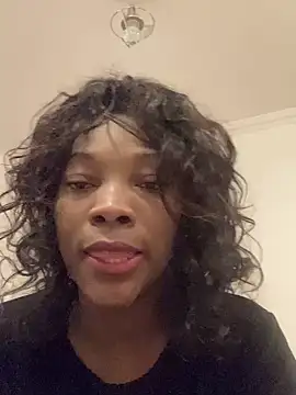 Nahomy gree online show from March 2025 03:40:01 AM