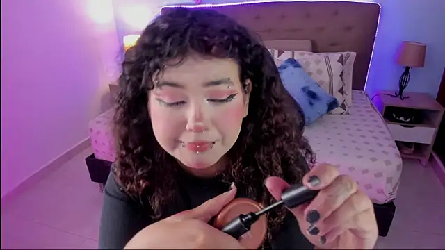 Snapshot of _Lilly_miller chatting on November 2025 08:30:02 PM Lilly miller online show from November 2025 08:30:02 PM