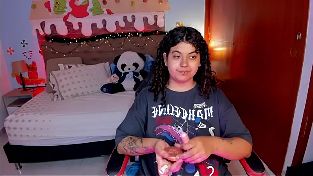 Snapshot of _Lilly_miller chatting on December 2025 09:52:01 PM Lilly miller online show from December 2025 09:52:01 PM