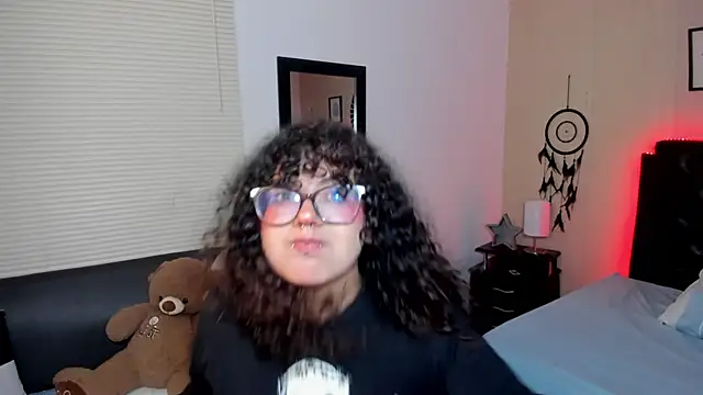 Snapshot of _Lilly_miller chatting on March 2026 04:57:01 PM Lilly miller online show from March 2026 04:57:01 PM