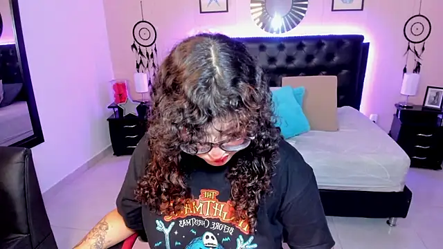 Snapshot of _Lilly_miller chatting on March 2026 04:39:01 AM Lilly miller online show from March 2026 04:39:01 AM