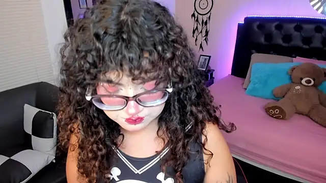 Snapshot of _Lilly_miller chatting on April 2026 03:04:01 AM Lilly miller online show from April 2026 03:04:01 AM