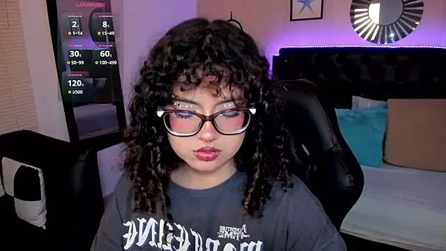 Snapshot of _Lilly_miller chatting on April 2026 04:29:01 AM Lilly miller online show from April 2026 04:29:01 AM