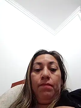 Snapshot of Luna-nevada chatting on October 2025 03:17:01 AM Luna-nevada online show from October 2025 03:17:01 AM