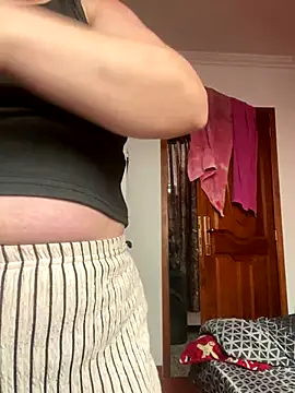 Snapshot of Luna-nevada chatting on November 2025 03:23:02 PM Luna-nevada online show from November 2025 03:23:02 PM