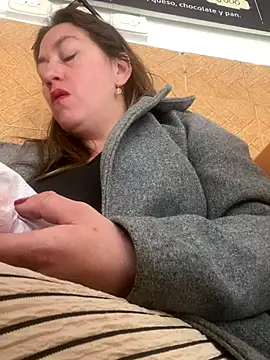 Snapshot of Luna-nevada chatting on December 2025 01:50:02 PM Luna-nevada online show from December 2025 01:50:02 PM