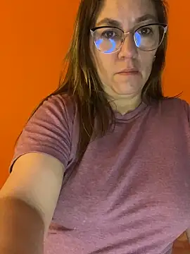 Luna-nevada online show from April 2026 04:46:01 AM