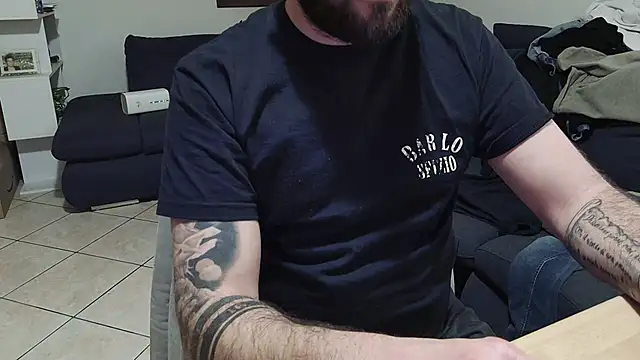 Snapshot of maialinofriuli chatting on January 2026 09:39:02 PM maialinofriuli online show from January 2026 09:39:02 PM