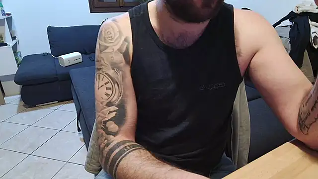 Snapshot of maialinofriuli chatting on February 2026 08:35:01 PM maialinofriuli online show from February 2026 08:35:01 PM