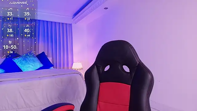 Snapshot of Kloee_brown chatting on March 2025 03:59:02 AM Kloee brown online show from March 2025 03:59:02 AM