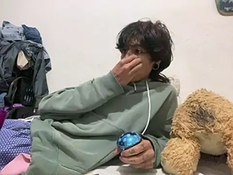 Snapshot of kirito_kun chatting on April 2026 12:46:02 AM kirito kun online show from April 2026 12:46:02 AM