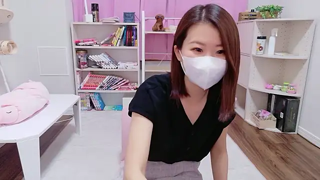 -COCOAtann- online show from May 2026 02:18:02 AM