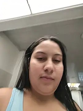 esmeralda jadees online show from July 2026 08:44:01 PM