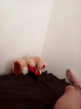 Andriofilit online show from December 2025 04:36:01 PM