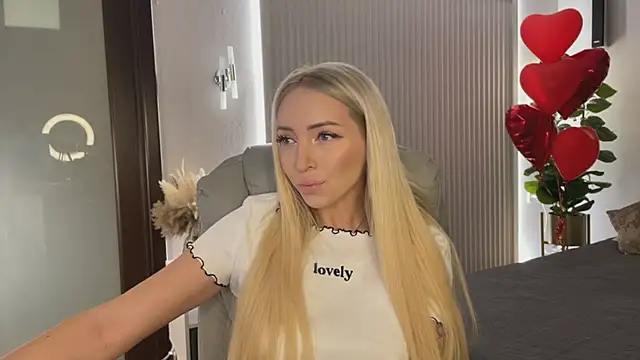 OhMyEmma online show from February 2026 12:53:02 AM