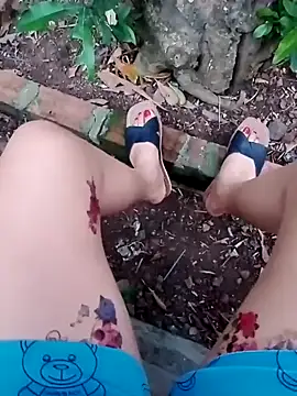 Zenny22  online show from March 2025 10:47:01 AM