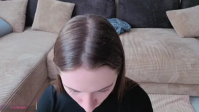 Snapshot of Kira_mindnes chatting on April 2026 06:24:01 AM Kira mindnes online show from April 2026 06:24:01 AM