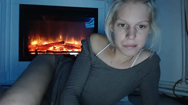 ElssaRush online show from October 2025 11:16:01 PM