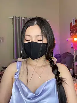 Snapshot of MI_KA22 chatting on March 2026 03:18:01 PM MI KA22 online show from March 2026 03:18:01 PM