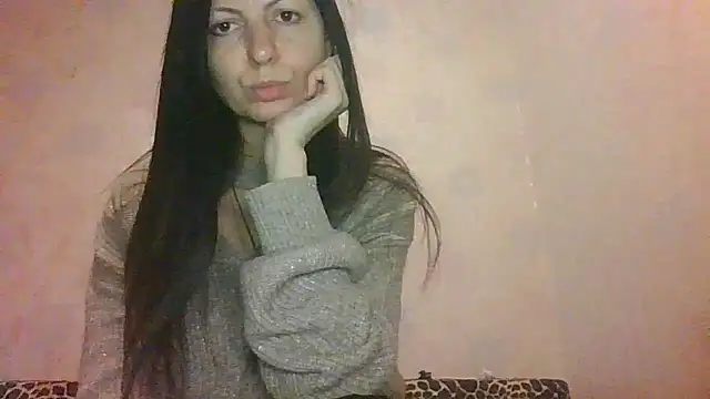 AliseWats online show from March 2025 07:02:02 PM