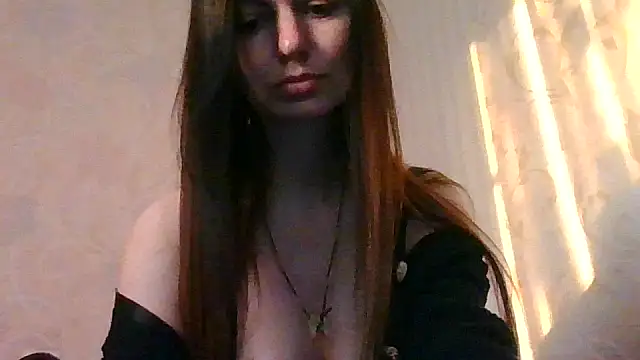 AliseWats online show from September 2025 03:46:01 PM