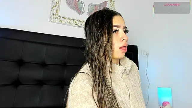 Lola Blondie online show from September 2025 12:10:01 PM