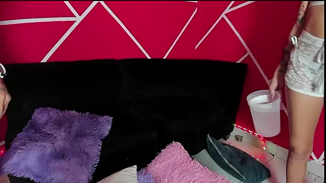 Snapshot of hot_dirty_paradise_66 chatting on December 2025 09:24:01 AM hot dirty paradise 66 online show from December 2025 09:24:01 AM