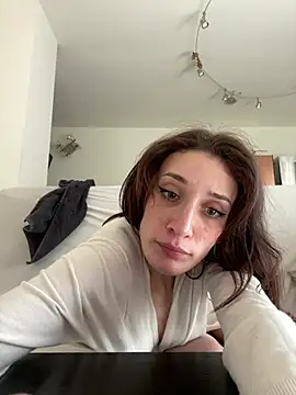 Snapshot of laprincesa2punto0 chatting on March 2025 02:56:01 PM laprincesa2punto0 online show from March 2025 02:56:01 PM