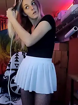 AlicePayne online show from December 2025 04:17:01 AM