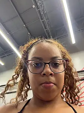 Snapshot of AlesiaCooper chatting on March 2026 07:28:01 PM AlesiaCooper online show from March 2026 07:28:01 PM