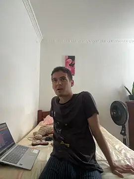 Thiagobb7 online show from September 2025 07:37:02 PM