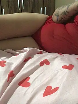 babyluzzy online show from February 2026 01:00:02 AM