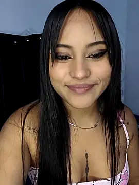 bella warzon online show from October 2025 12:11:02 AM