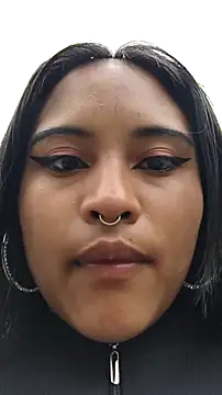 bella warzon online show from March 2026 04:10:02 PM