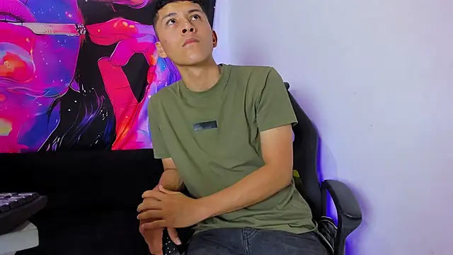 Snapshot of MAXXY_CUTE chatting on March 2025 05:07:02 PM MAXXY CUTE online show from March 2025 05:07:02 PM