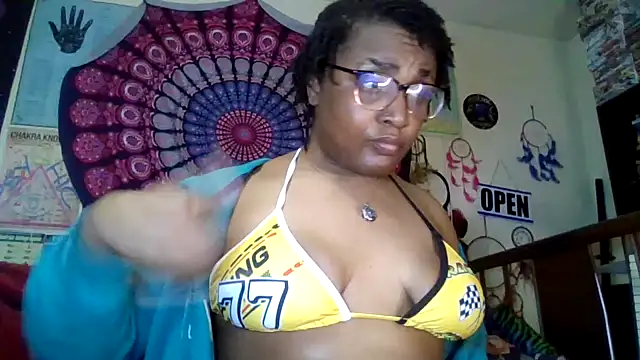 GardeniaFields online show from April 2026 11:46:01 PM