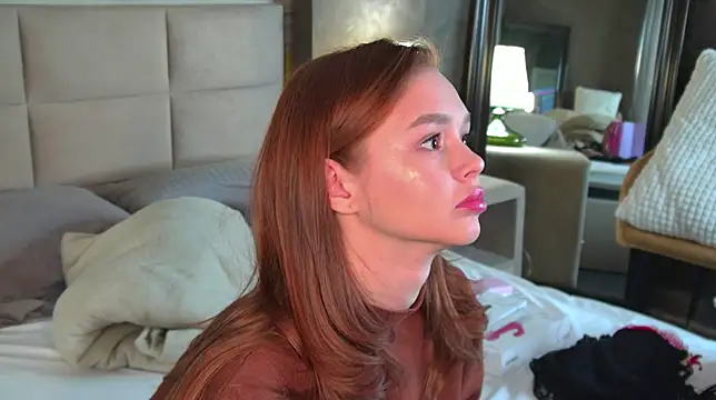 Snapshot of MiraBliss chatting on March 2026 05:39:01 PM MiraBliss online show from March 2026 05:39:01 PM